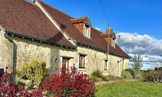 Noyant-Villages Cottage | Spacious 3 bed gite perfect to explore all the attractions of the Loire Valley