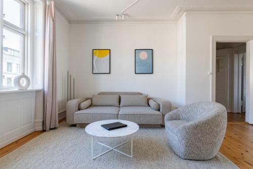 Osterbro Apartment | Spacious 3 Bedroom Apartment in Peaceful Area