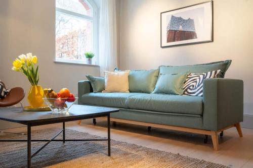 Barmbek-Sued Apartment | Spacious 3-bedroom apartment near Eilbekpark