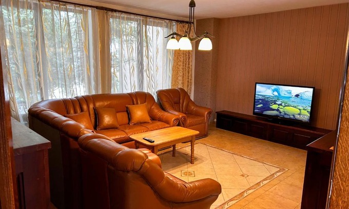 Radauti Villa | Spacious, 3BD home in Radauti