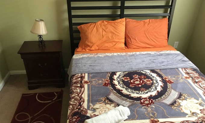 Lower Vailsburg Apartment | Spacious 3BR Apt, Minutes to EWR/Penn,Close to NYC