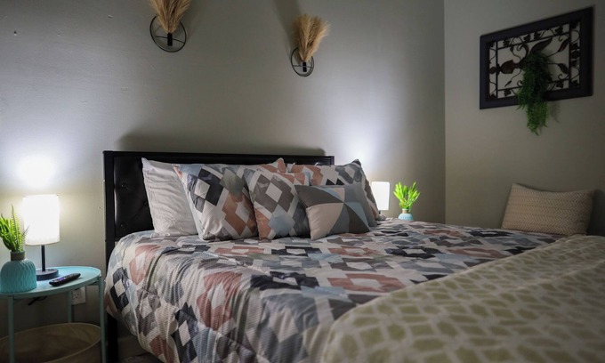 Olive Branch House | Spacious 4-bedroom house in charming Olive Branch with WiFi, AC