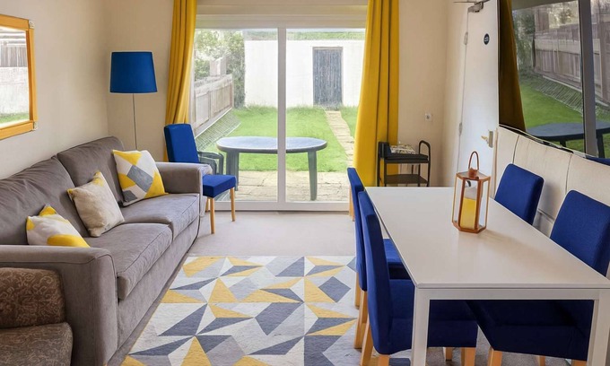 Horfield House | Spacious 5-Bed Parking, WiFi & Self Check-In nr UWE
