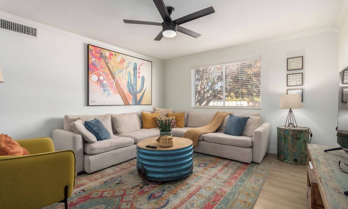 Gilbert House | Spacious 5-bedroom house in wonderful Gilbert with AC