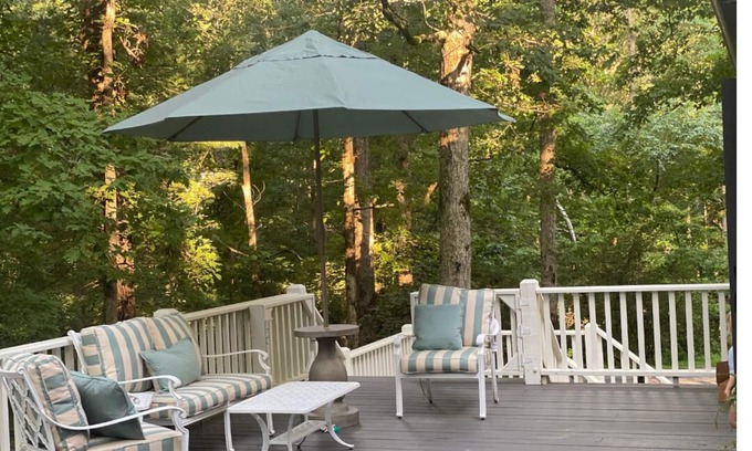 Saint Andrews House | Spacious 6-BR, On-Campus Home in Sewanee w/Lovely Porch, Outdoor Fireplace & TV