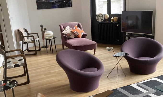 Republique–Point-du-Jour Apartment | Spacious an Prestigious Family Flat, in a 1930 Traditional White Stone Building