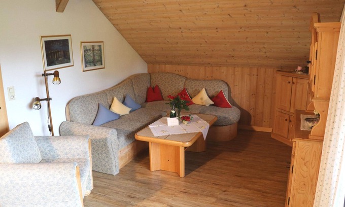 Berchtesgaden Apartment | Spacious Apartment in Berchtesgaden with Garden and Mountain View