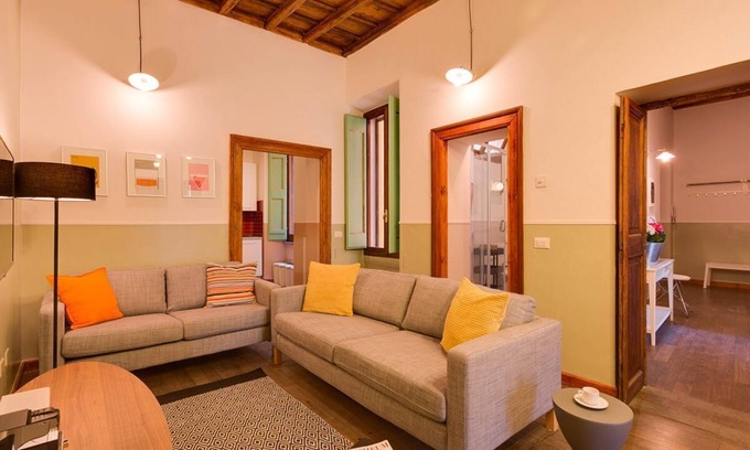 Rione VII Regola Apartment | Spacious apartment in Central Rome