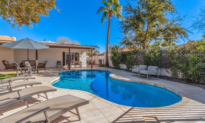 Melrose Village House | Spacious & Comfortable w/Prime Location Sleeps 12