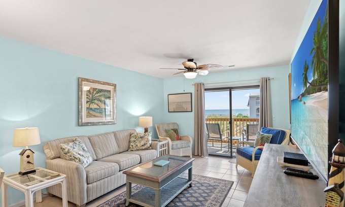 Cherry Grove Beach Condo | Spacious condo, across the street from the beach + Free Attraction Tickets!