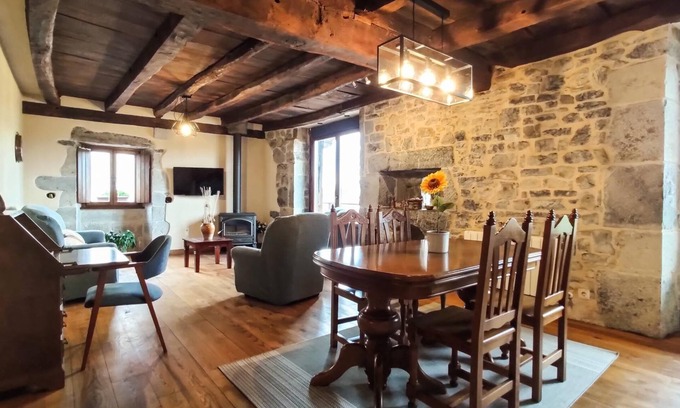 Larraun House | Spacious, cozy house with views in Navarra