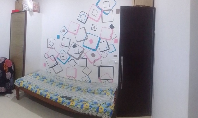 Attapur House | Spacious flat for 4