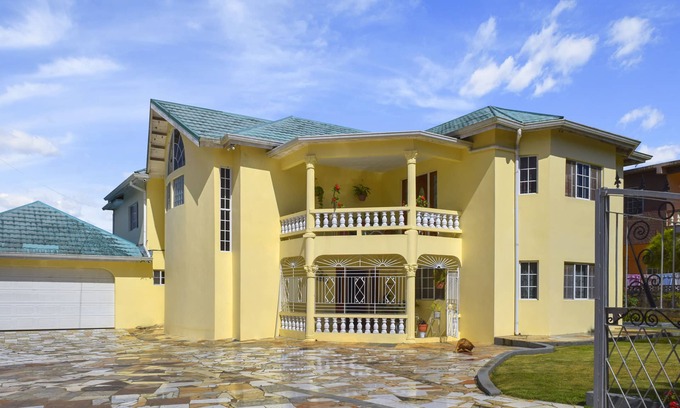 Mandeville Apartment | Spacious Home in Mandeville