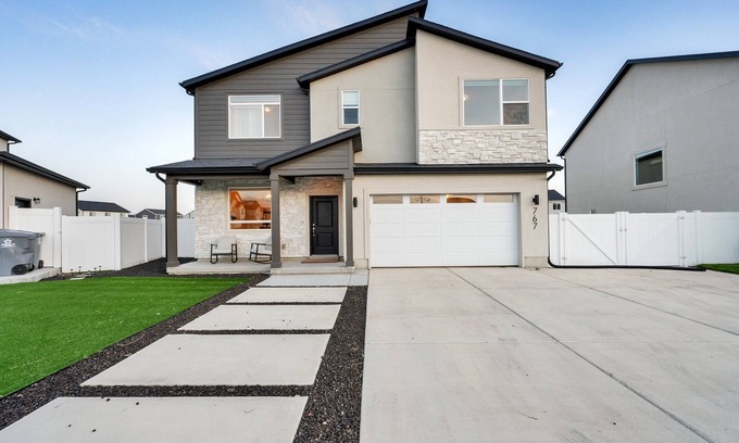 American Fork House | Spacious Lakeside Lights home, serene neighbor in American Fork near the Trax.