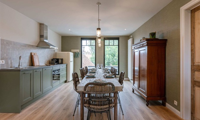 Oedelem Apartment | Spacious Retreat for 10 Guests in Oedelem