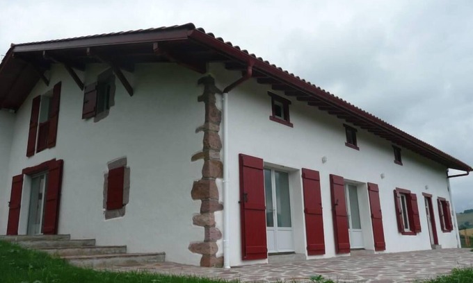 Itxassou Cottage | Spacious rural house in ITXASSOU not far from Pas de Roland