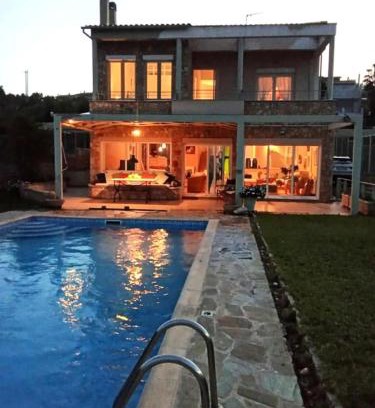 Theologos House | Spacious, Shiny, SeaView Villa, in Theologos