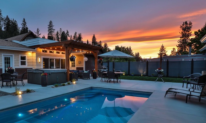 Southwest Mission House | Spacious Urban Cottage with Private Hot tub and Heated Salt Water Pool