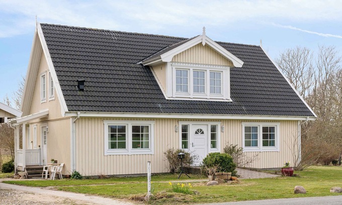 Faxe Ladeplads Villa | Spacious villa in the countryside near the beach