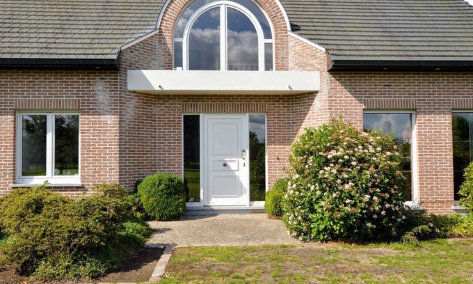 Zingem Villa | Spacious villa in Zingem with garden