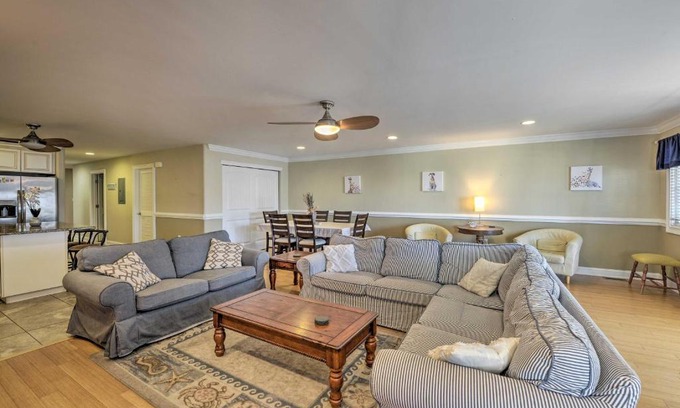 Cape May - Wildwood House | Spacious Wildwood Townhome with Covered Balcony