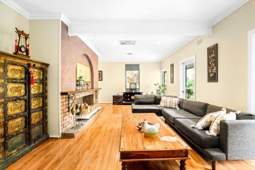 Donvale House | Sparkling Family Friendly Gem in Leafy Donvale