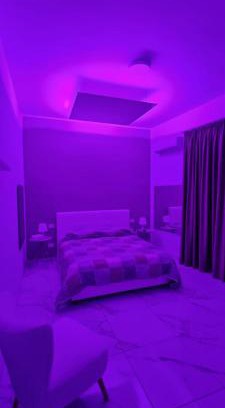 Roccapiemonte Bed & Breakfast | Specchio Riflesso