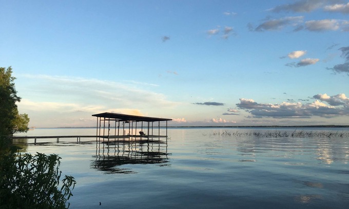 Kerens House | SPECIAL RATES ON CERTAIN DATES - LAKE-HOUSE