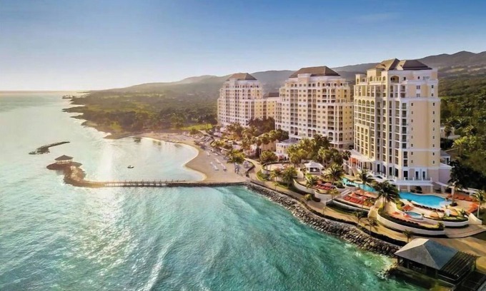 Montego Bay Condo | Spectacular 3BR 3.5BA -optional all-inclusive resort high floor beachfront tower