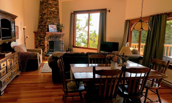 Otter Point House | Spectacular views, near beaches