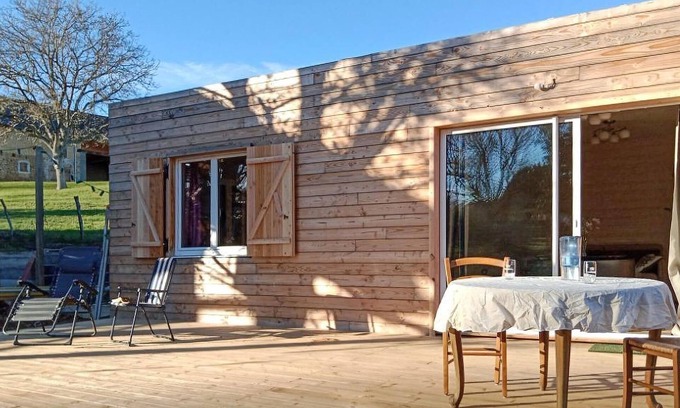 Calavante House | Spend a relaxing vacation in this inviting cottage!