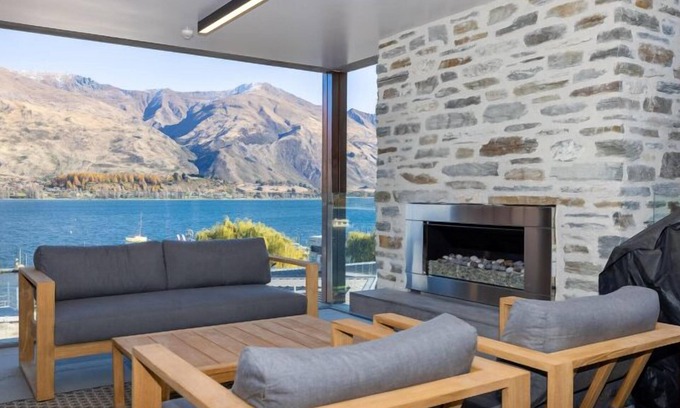 Wanaka Apartment | Spinnaker Marina Apart. 5-Perfect for anyone wants a holiday in Beautiful Wanaka