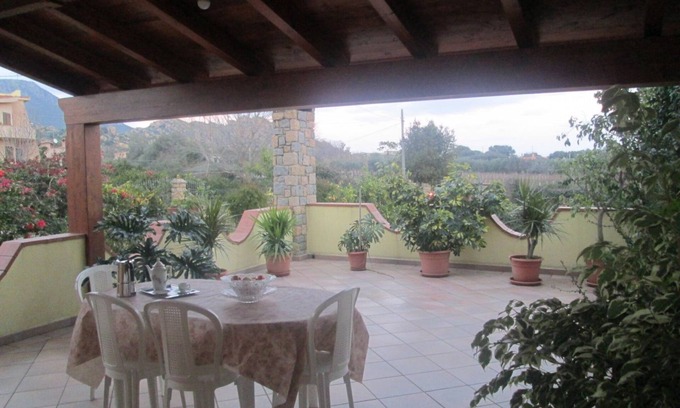 Lotzorai House | Splendid house in a villa with garden, Wi-Fi, near the sea - S. Maria Navarrese