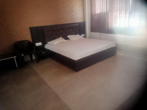 Digod Hotel | SPOT ON Lakshay Resort
