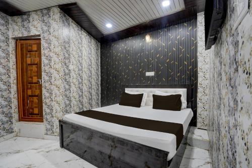 Naini Hotel | SPOT ON Pihu Hotel & Resturant