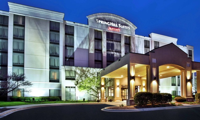 Burr Ridge Hotel | SpringHill Suites by Marriott Chicago Southwest at Burr Ridge/Hinsdale