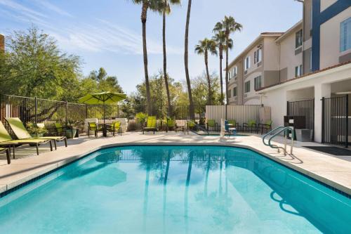 Chandler Hotel | SpringHill Suites Phoenix Chandler/Fashion Center