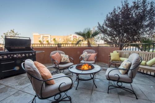 Ridgecrest Hotel | SpringHill Suites Ridgecrest