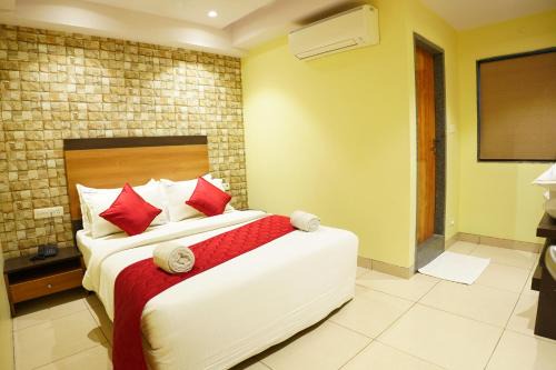 Anakapalle Hotel | Sri Brundavan Grand Inn