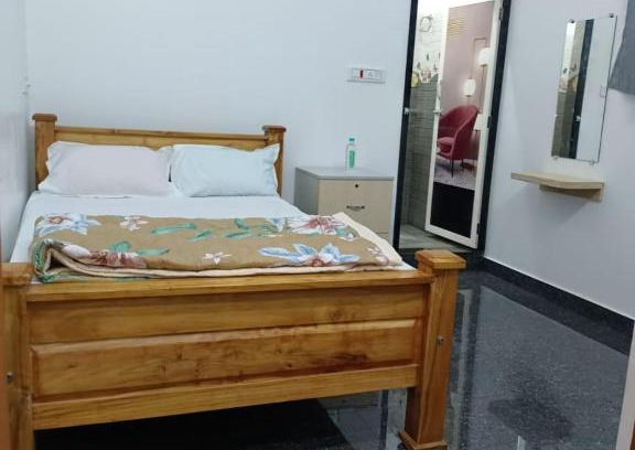 Sakleshpur Hotel | SS RESIDENCY