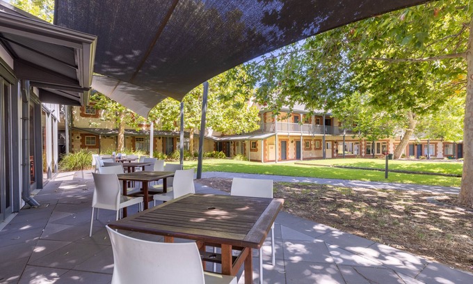 Old Reynella Hotel | St Francis Winery