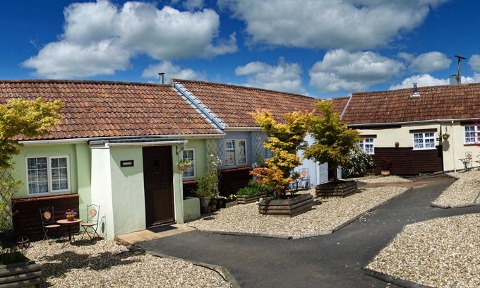 Cullompton Cottage | Stable Cottage with far reaching views