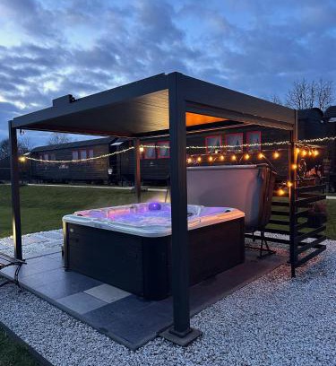 Zator Apartment | Stacja Galicja - nocleg w pociągu blisko Energylandia