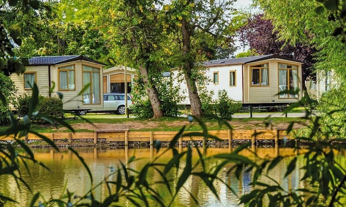Burnham-on-Sea House | Standard economy caravan with one double and two twins.