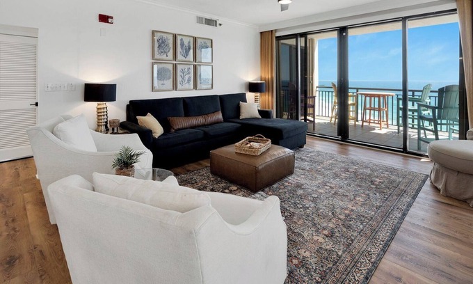Navarre Beach Condo | Star of Navarre- Top Floor Beach Service included in season