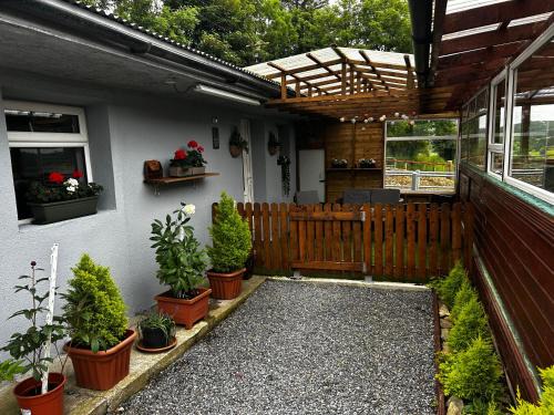Killotteran House | Stardust Getaway Tiny-Home E32AK40