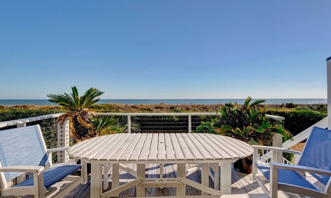 Wrightsville Beach House | Station One - TH9 - Oceanfront townhouse with community pool, tennis, beach