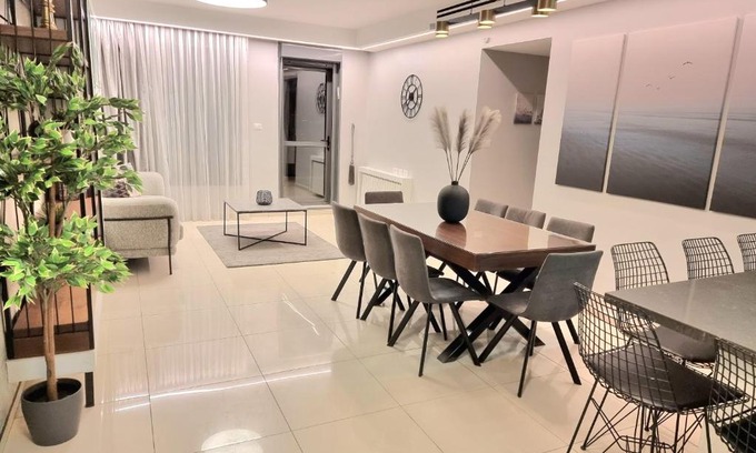 Jerusalem Apartment | Stay at the highest location in Jerusalem