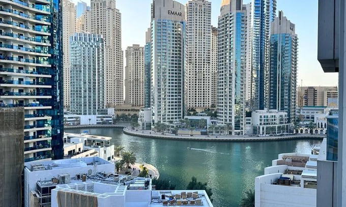 Al Satwa Apartment | Stay in heart of Dubai Marina - LUX 1BRD Apartment