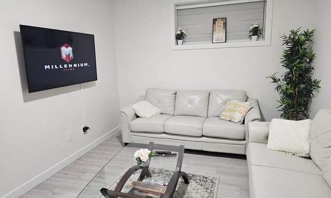 Southwest Edmonton Apartment | Stay in Style - Guest Suite - 2bedroom/2bath in Windermere Community